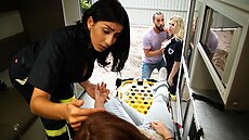 Jenna Starr &  Roxie Sinner+1 in Mofos 'Emergency Threesome'
