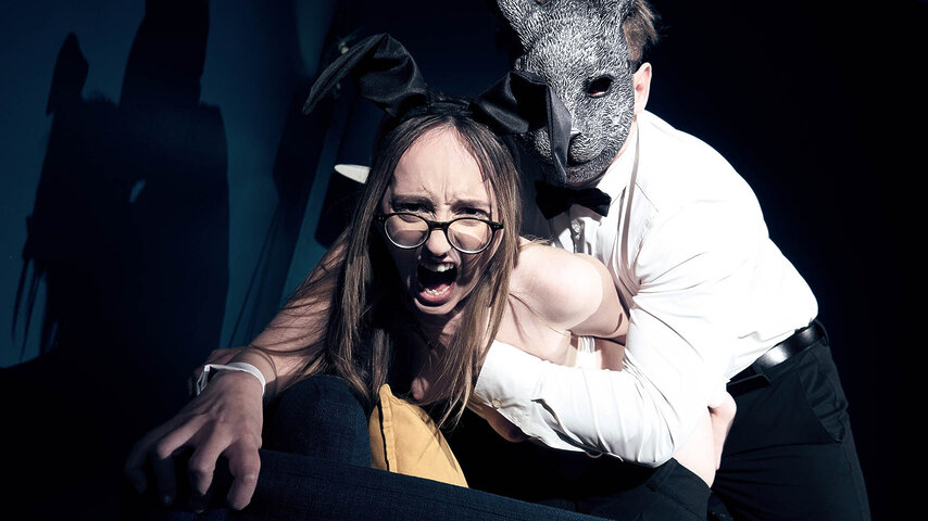 DarkRoomVR  Bad Bunny Ero Me Emejota Porno Image 3