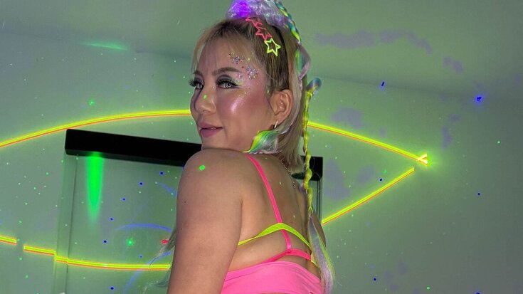 Lost Festie Bunny Rides The Afters Till She Overflows! - Video - ravebunnys